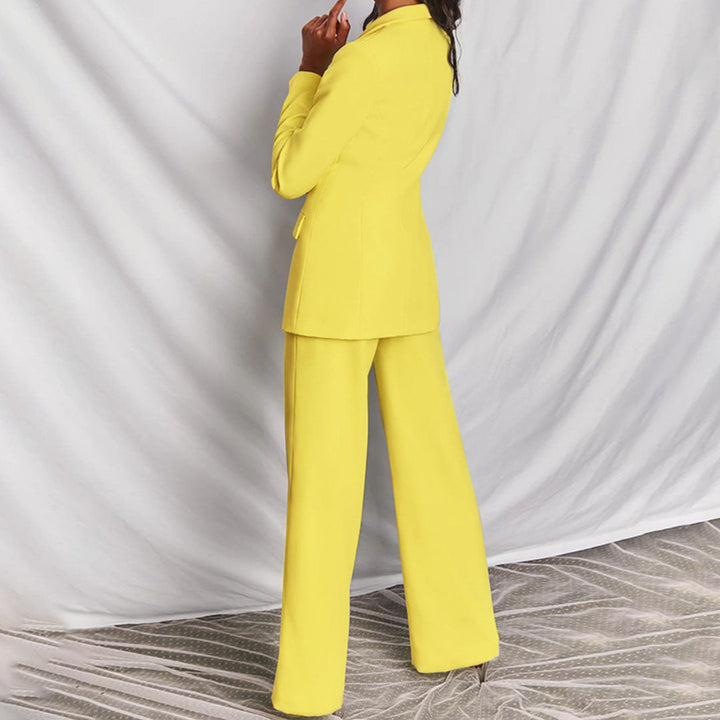 Adelina - Conjunto de dos Piezas con Blazer y Pantalón